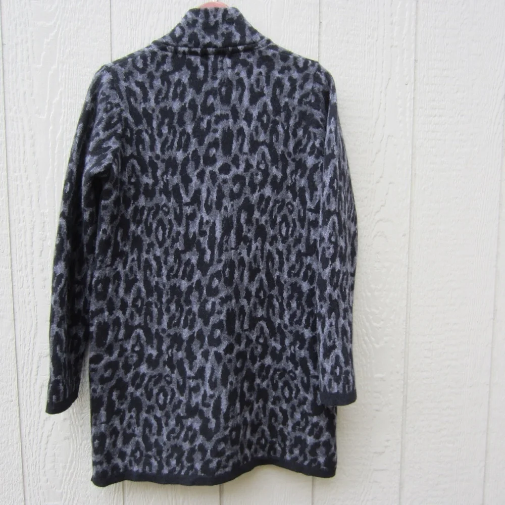 Womens Cardigan size S Wool Blend Long‎  Black/Grey Leopard 1 Button cozy  Italy